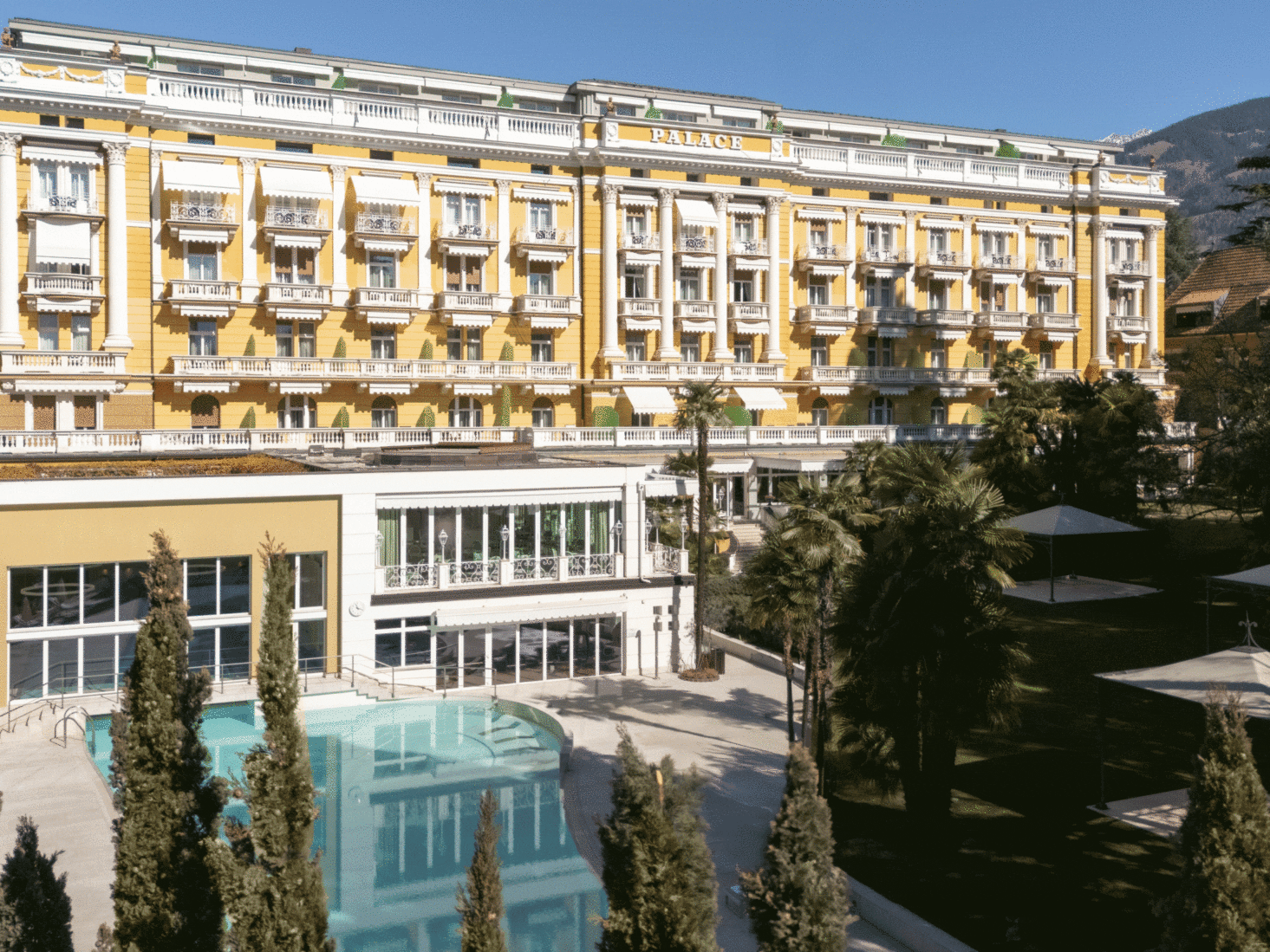 palace merano exterior